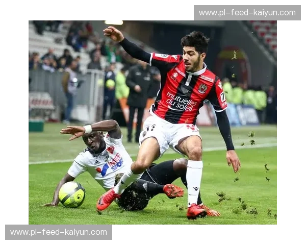 绿茵场的宿命对决：当“金丝雀”南特遇上“红白军团”兰斯，谁能主宰法甲之夜？