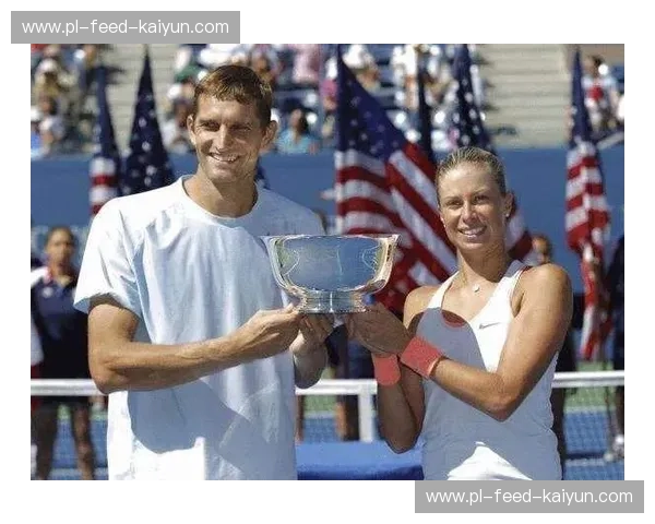 网坛双姝：莎娃与文奇的荣耀与争议，一场永不落幕的对决